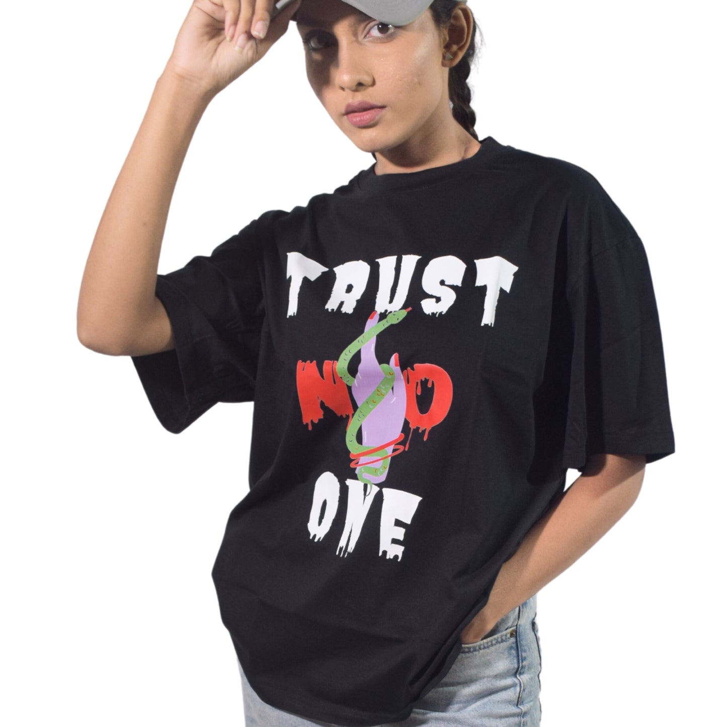 No trust Black Oversized Tshirt